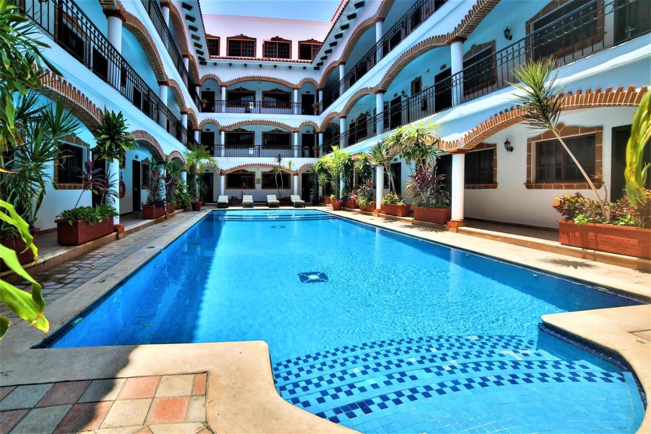 Hotel Colonial Playa Del Carmen Ngoại thất bức ảnh