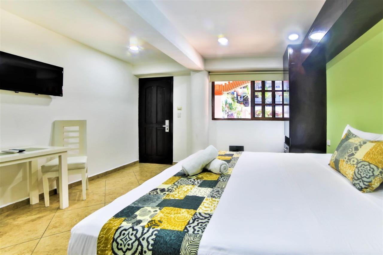 Hotel Colonial Playa Del Carmen Ngoại thất bức ảnh