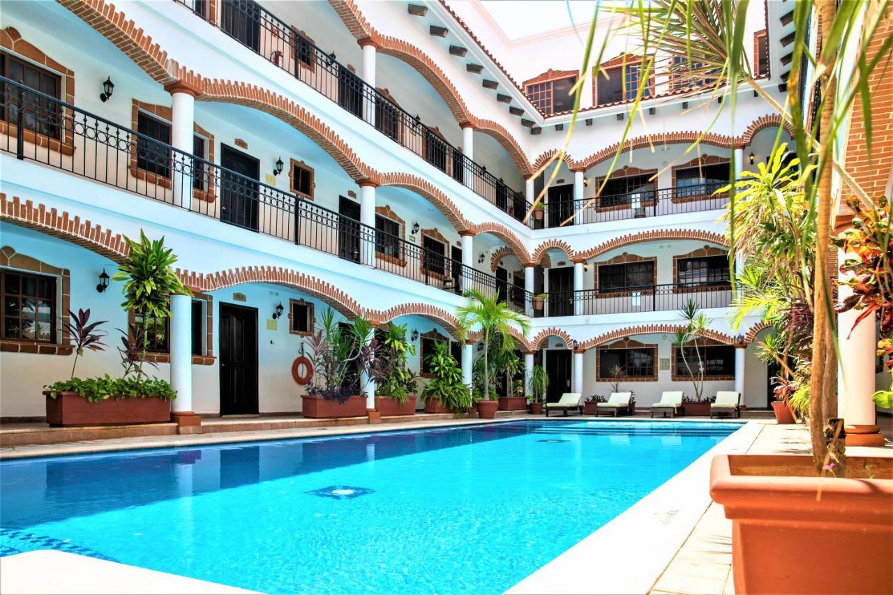 Hotel Colonial Playa Del Carmen Ngoại thất bức ảnh